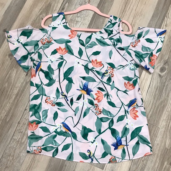 EUC C & E Floral Bird Cold Shoulder Blouse small - Picture 8 of 10